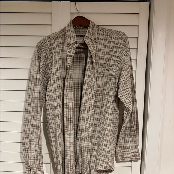 Wrangler Rugged Wear Button Down - Picture 2 of 4